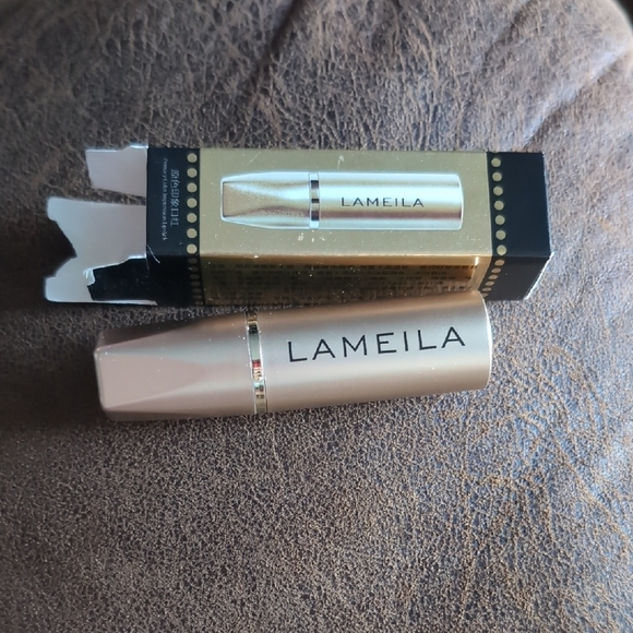 Other - Lamelia Lipstick